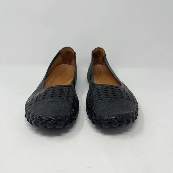 Spring Step Kenyetta Black Gold Perforated Leather Comfort Flat - Picture 5 of 9